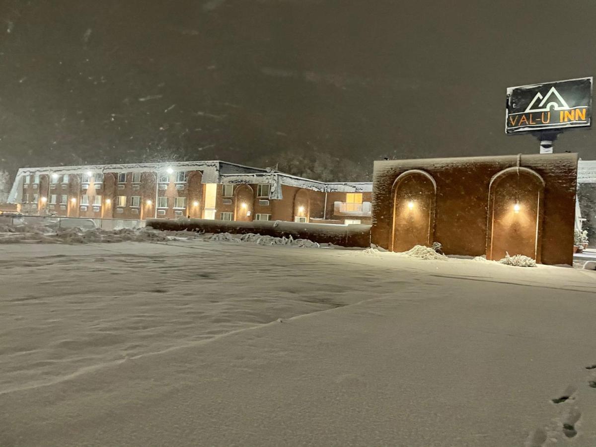 Val-U Inn Winnemucca Exterior photo