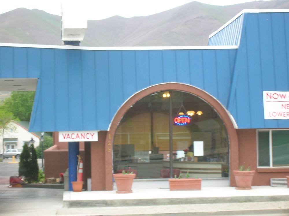 Val-U Inn Winnemucca Exterior photo